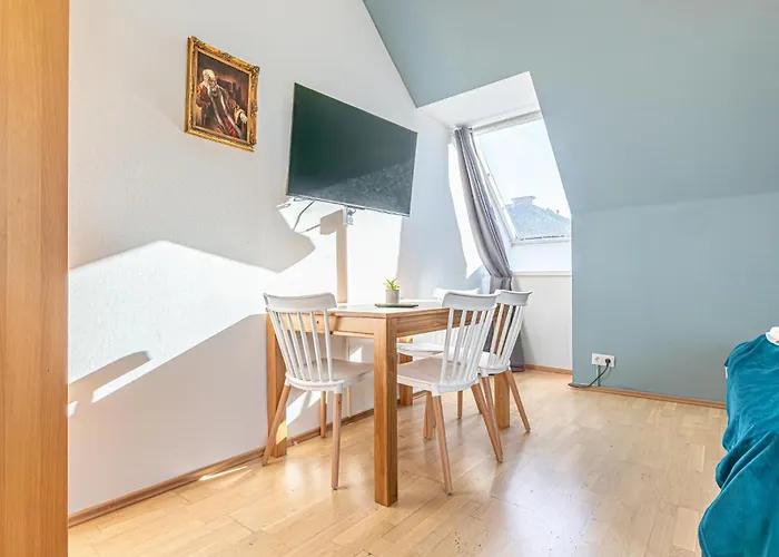 Lovely 2br Apt-near Bahnhof Rennweg & Belvedere Vienna