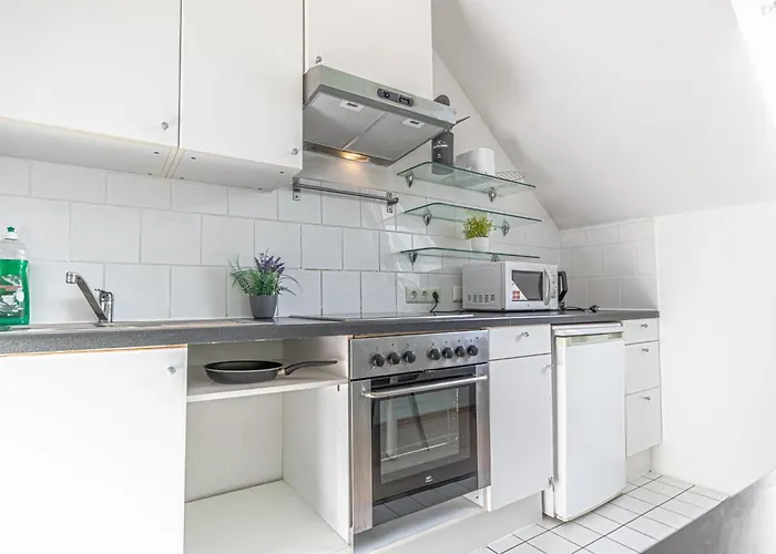 Lovely 2br Apt-near Bahnhof Rennweg & Belvedere * Vienna