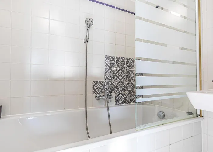 Apartment Lovely 2br Apt-near Bahnhof Rennweg & Belvedere Vienna